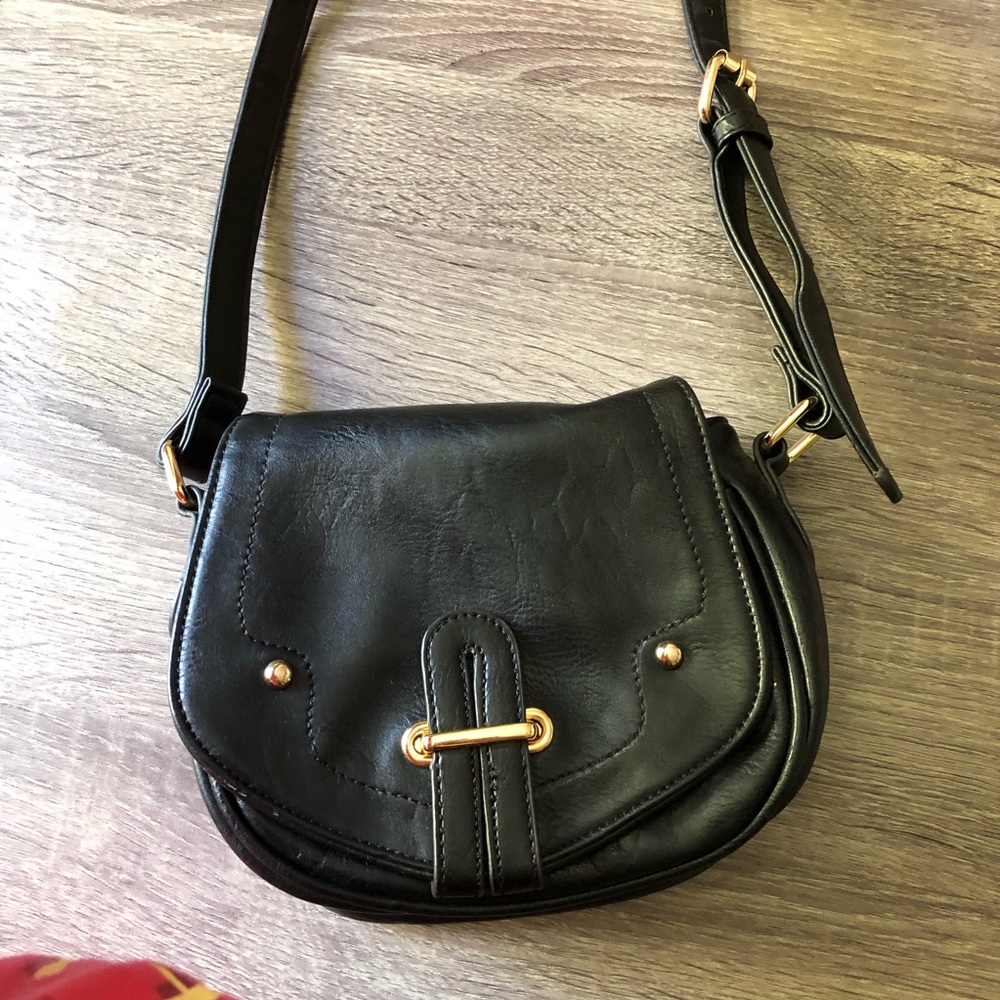 Black crossbody faux leather mini saddle bag satchel